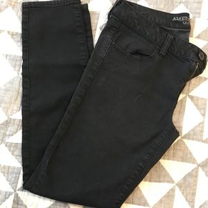 Black American Eagle skinny jean